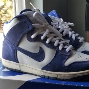 ** SOLD **Nike Sb Dunk Hi Kentuckys **SOLD **